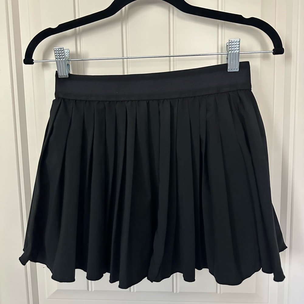 Black Pleated Tennis Skirt